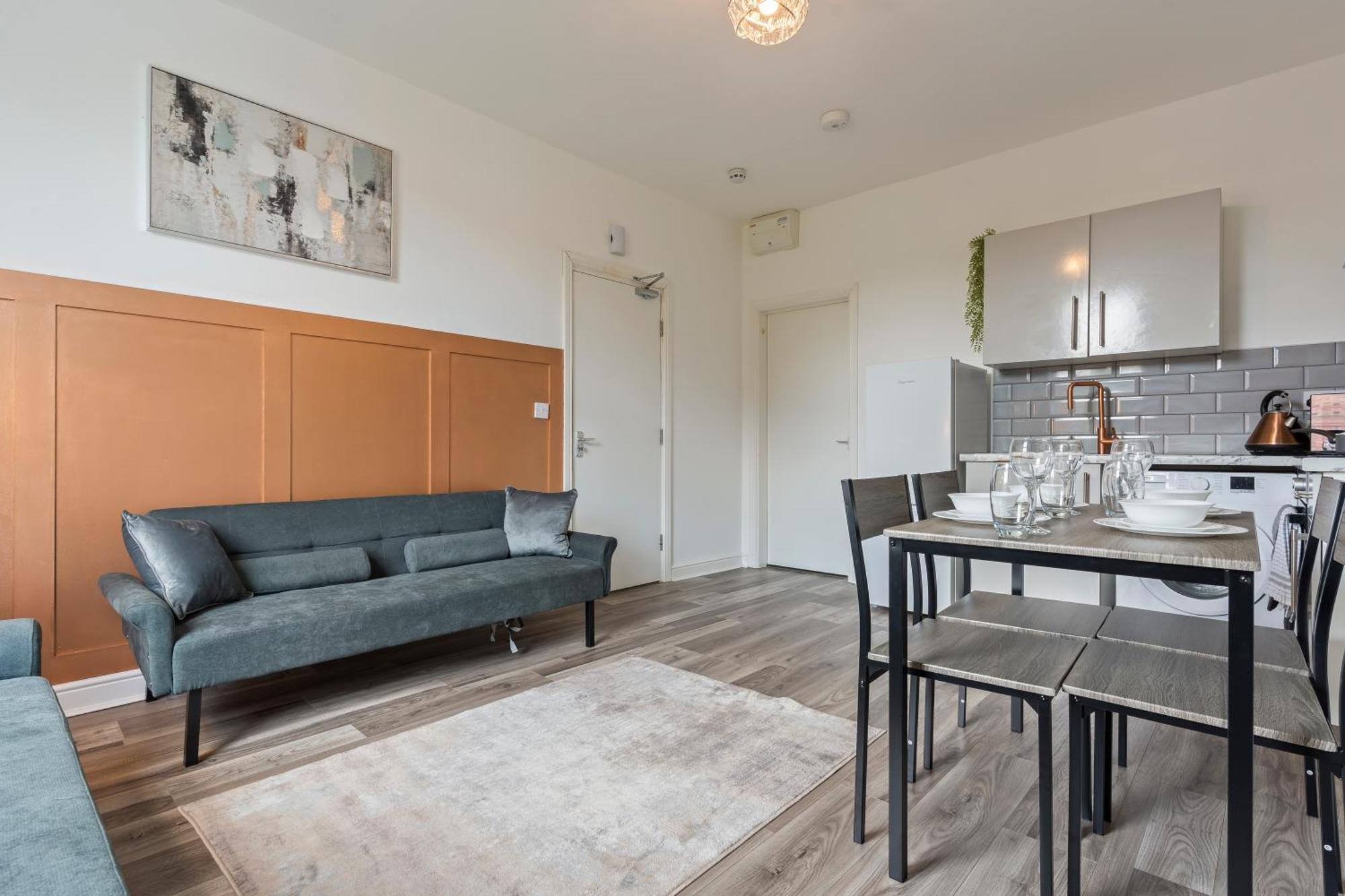 Bronze Haven - A Luxe And Cozy Stay In Birmingham Bagian luar foto